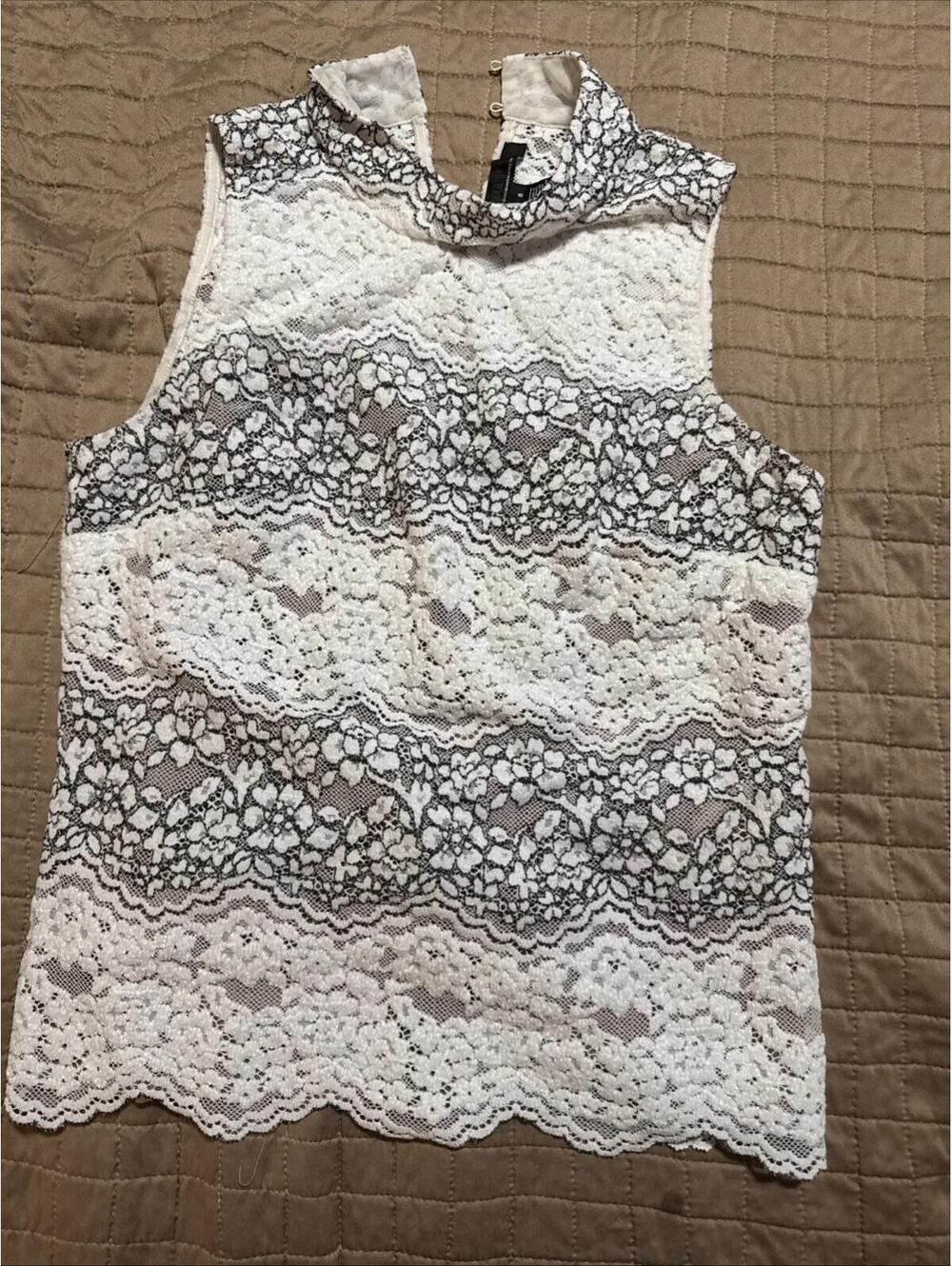 white house black market top Size 8